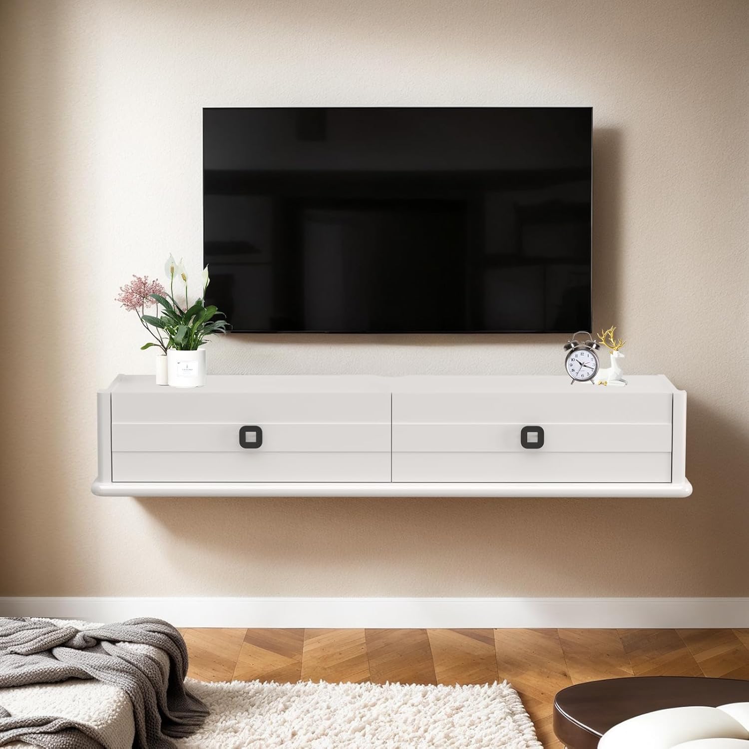 51.18″ Glossiera Solid Wood TV Stand, White